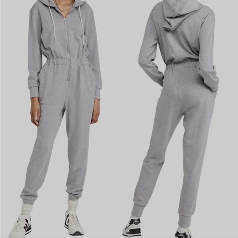 WeWoreWhat Leisure Suit Jumpsuit Polar Fleece Zip Up Hooded Gray
